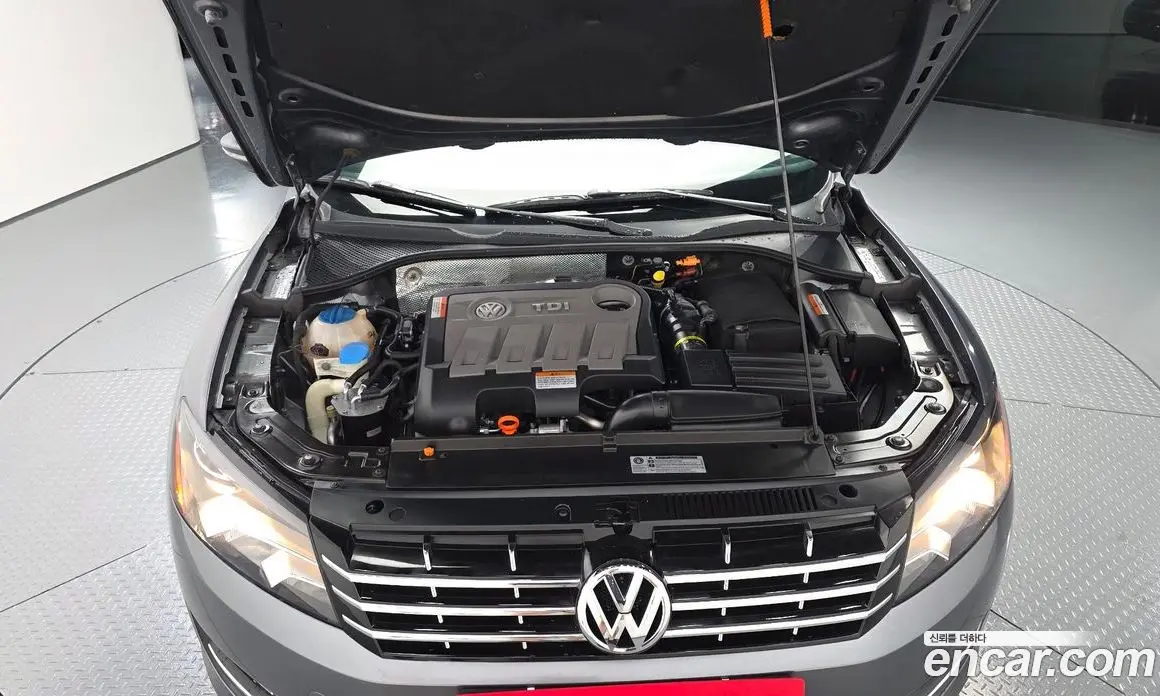 Volkswagen Passat 2012 2.0 автомат (гидро), фото 6