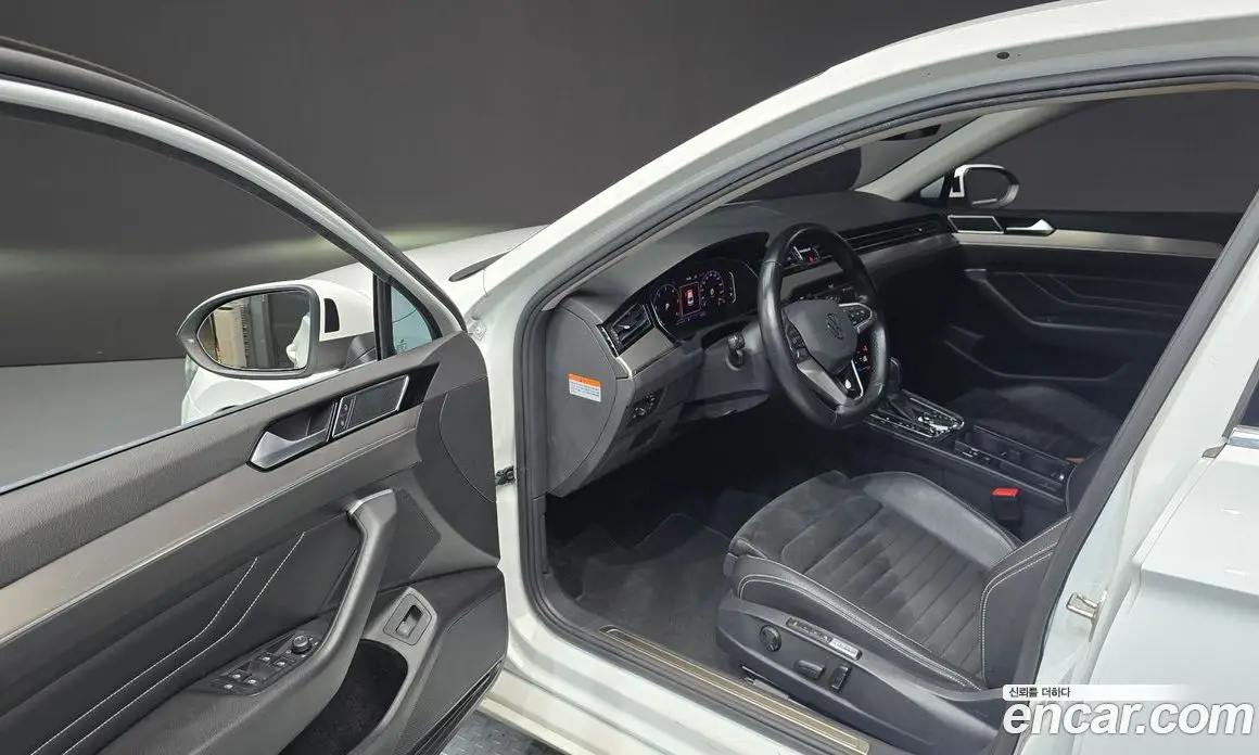 Volkswagen Passat 2021 2.0 автомат (гидро), фото 13