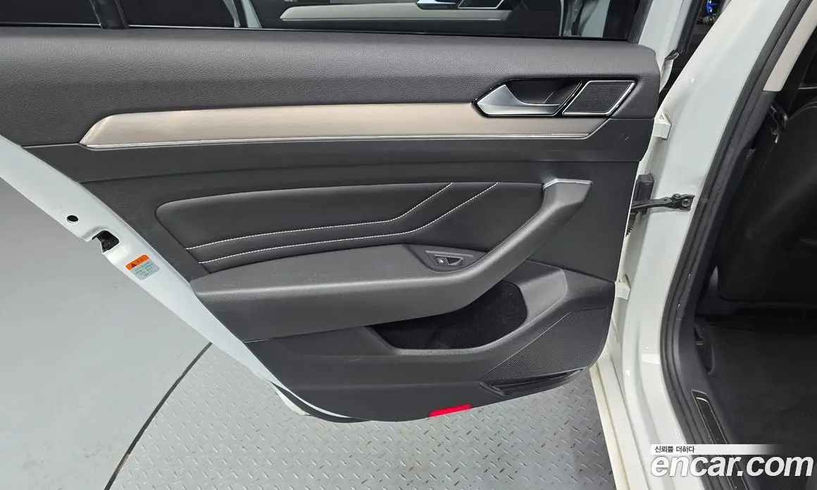 Volkswagen Passat 2021 2.0 автомат (гидро), фото 15