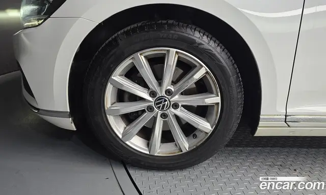 Volkswagen Passat 2021 2.0 автомат (гидро), миниатюра 5
