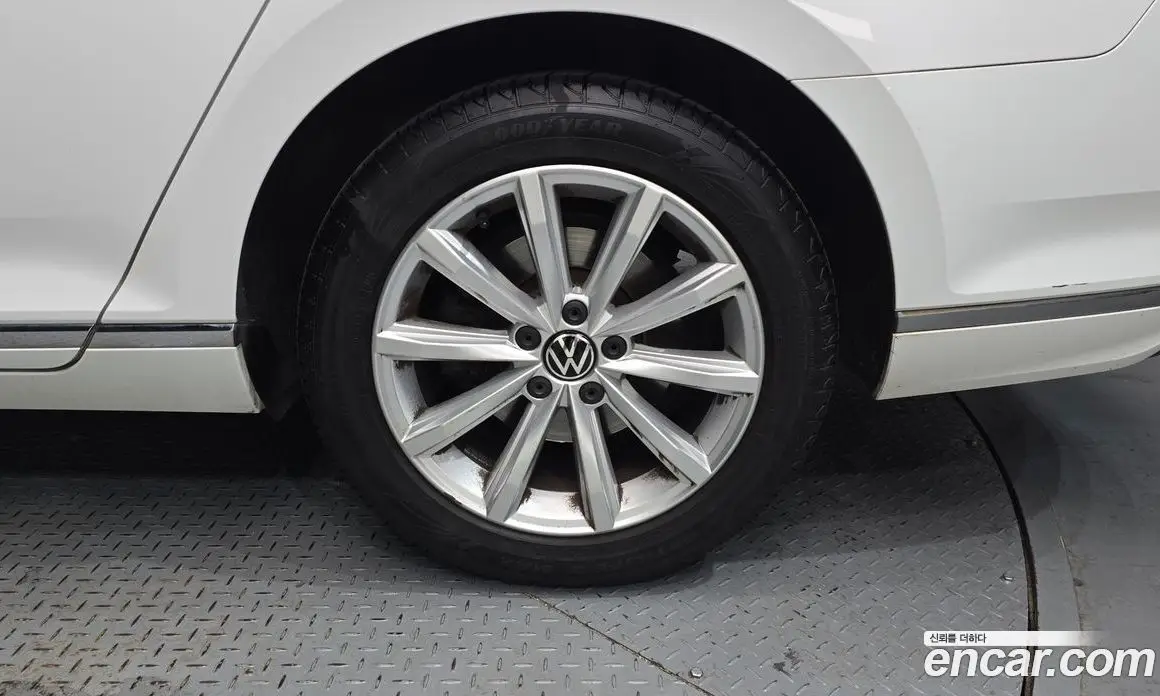 Volkswagen Passat 2021 2.0 автомат (гидро), фото 7