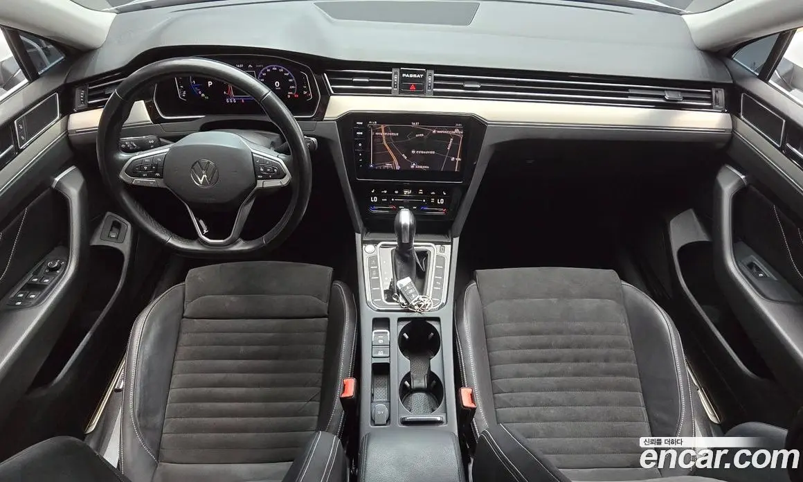 Volkswagen Passat 2021 2.0 автомат (гидро), фото 10