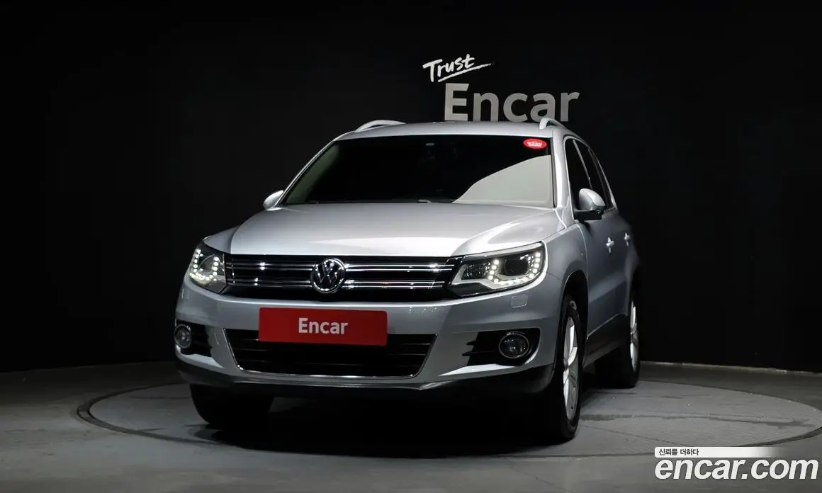 Volkswagen Tiguan 2015 2.0 автомат (гидро), фото 3