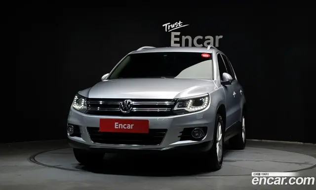 Volkswagen Tiguan 2015 2.0 автомат (гидро), миниатюра 3