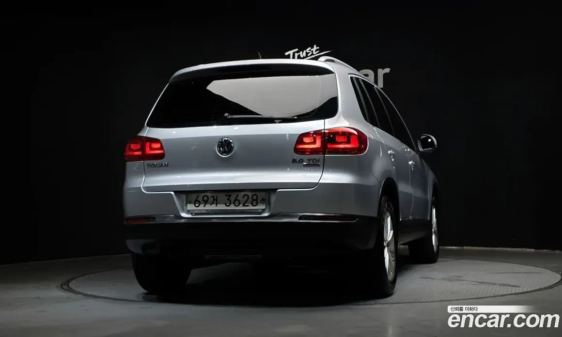 Volkswagen Tiguan 2015 2.0 автомат (гидро), фото 4