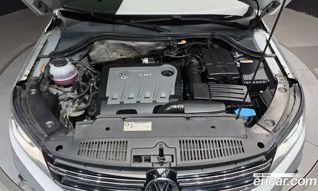 Volkswagen Tiguan 2015 2.0 автомат (гидро), миниатюра 6
