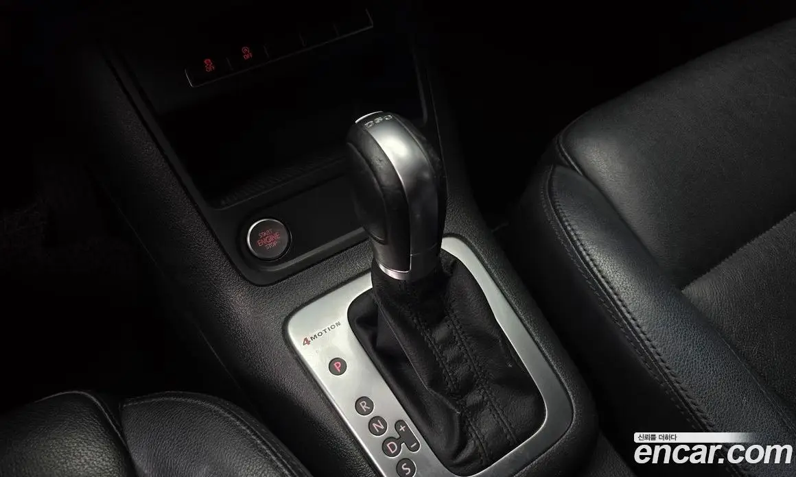 Volkswagen Tiguan 2015 2.0 автомат (гидро), фото 9