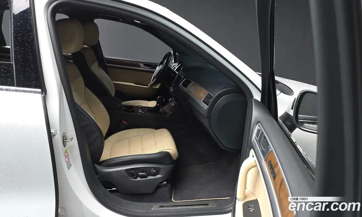 Volkswagen Touareg 2015 3.0 автомат (гидро), фото 11