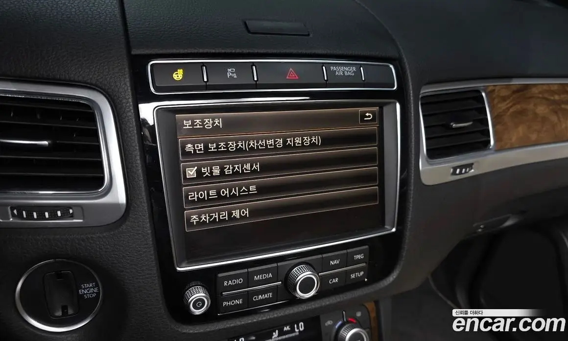 Volkswagen Touareg 2015 3.0 автомат (гидро), фото 16