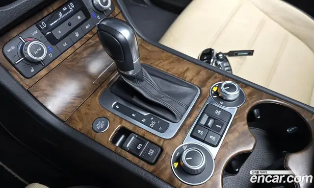 Volkswagen Touareg 2015 3.0 автомат (гидро), миниатюра 9