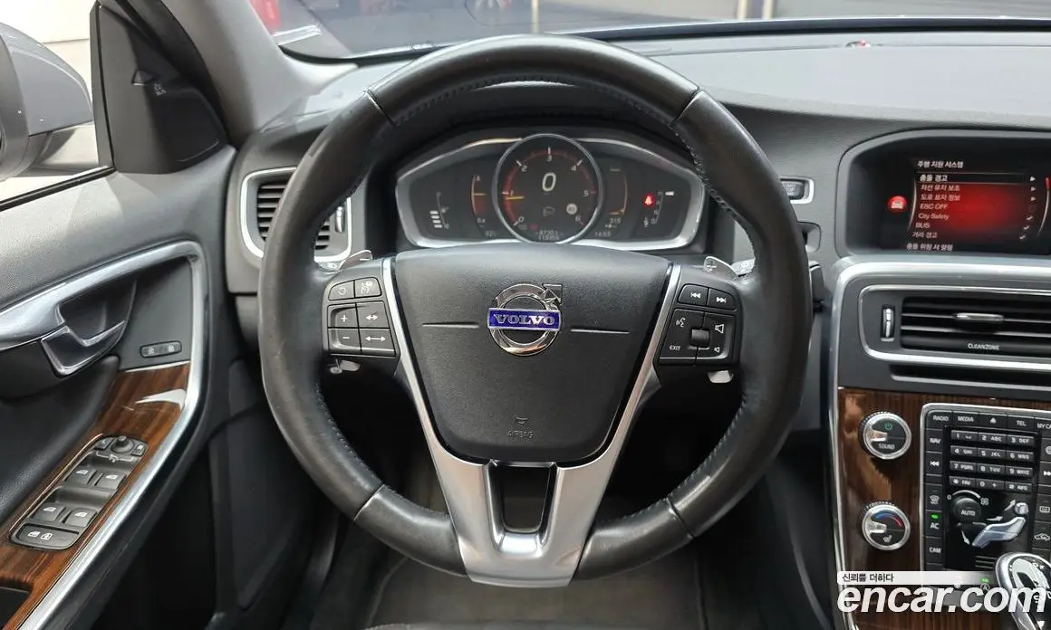 Volvo S60 2018 2.0 автомат (гидро), фото 13