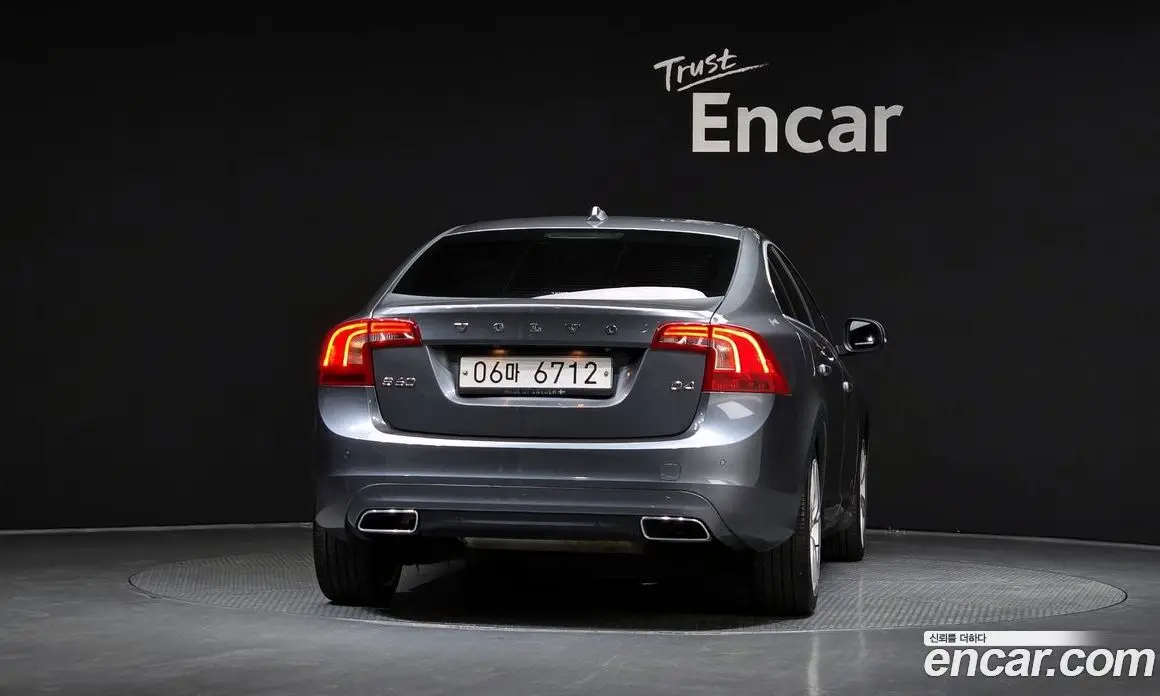 Volvo S60 2018 2.0 автомат (гидро), фото 4