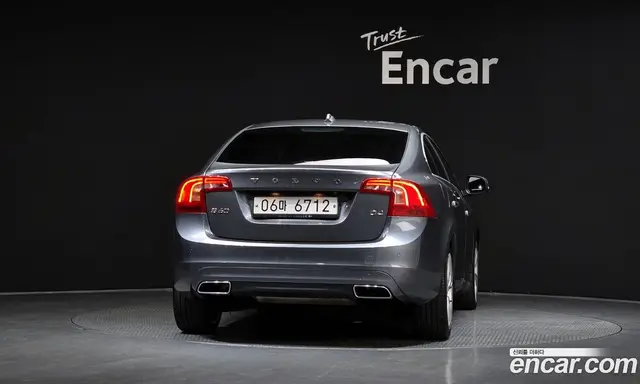 Volvo S60 2018 2.0 автомат (гидро), миниатюра 4