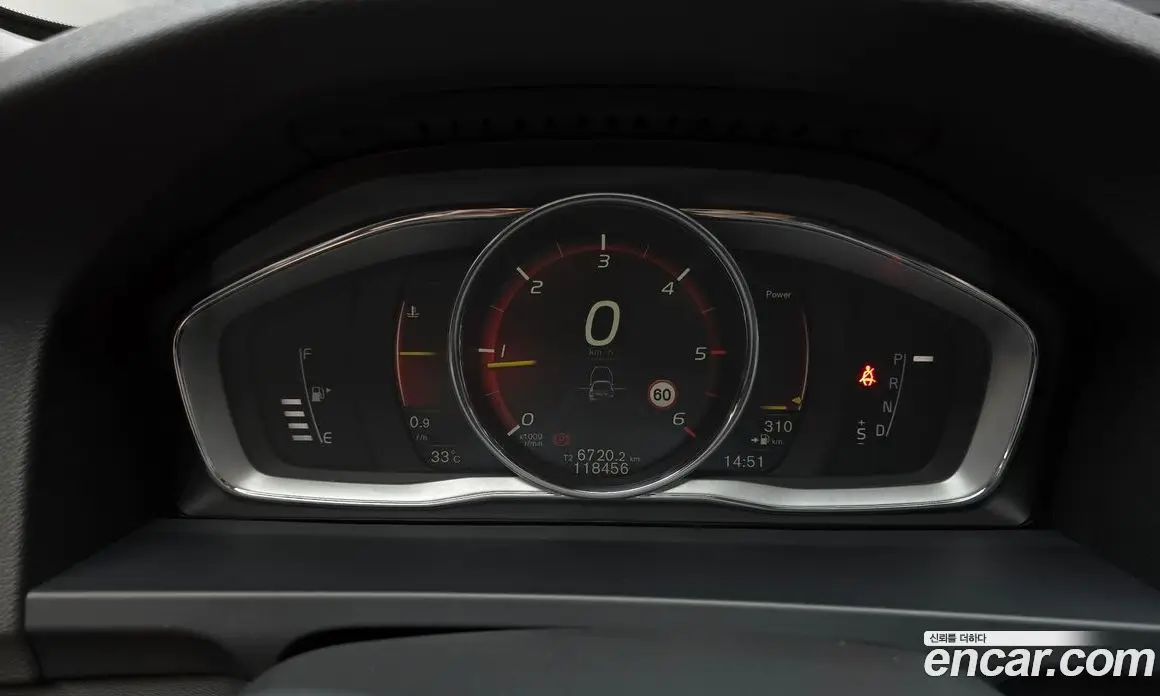 Volvo S60 2018 2.0 автомат (гидро), фото 8