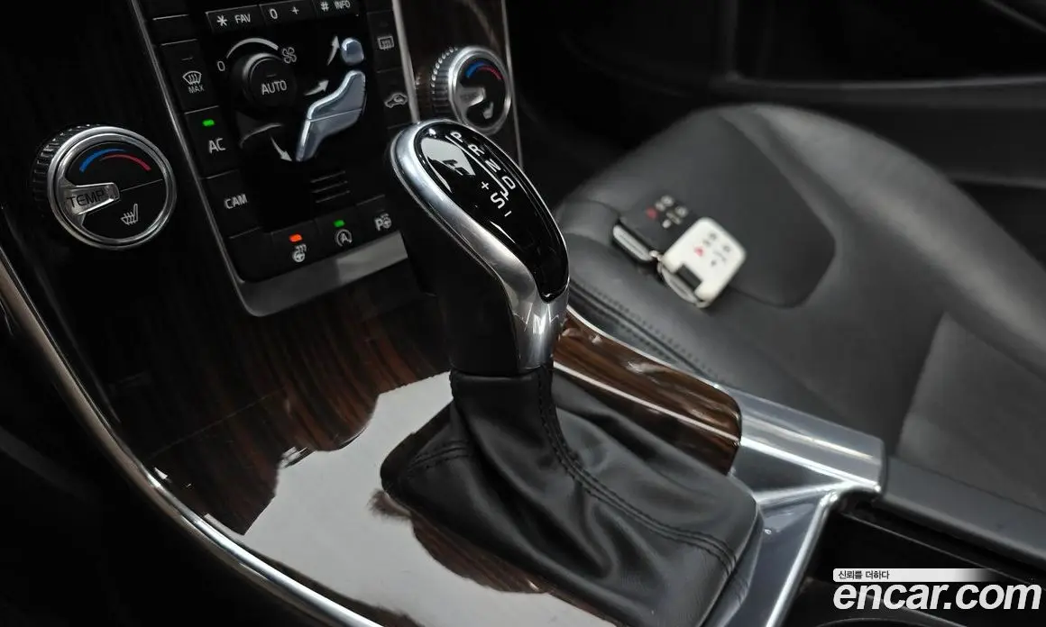 Volvo S60 2018 2.0 автомат (гидро), фото 9