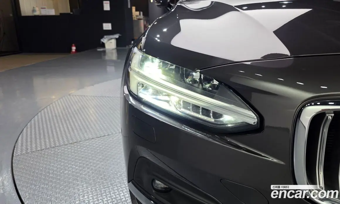 Volvo S90 2021 2.0 автомат (гидро), фото 8