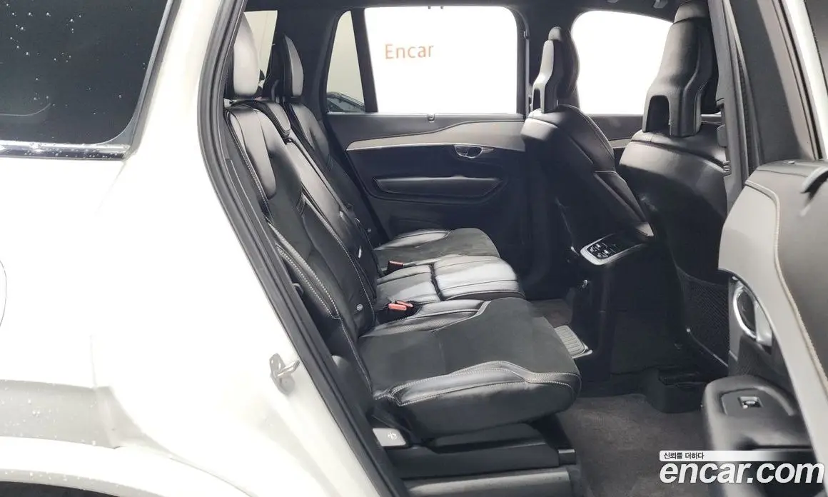 Volvo XC90 2021 2.0 автомат (гидро), фото 17