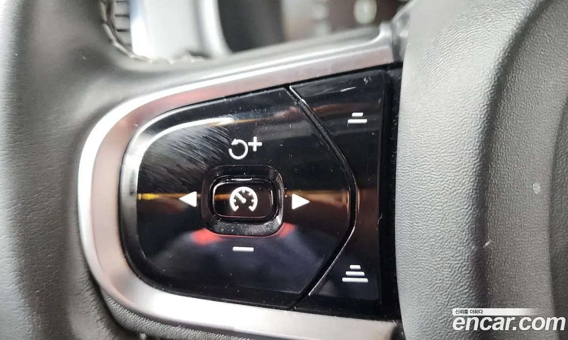 Volvo XC90 2021 2.0 автомат (гидро), фото 24