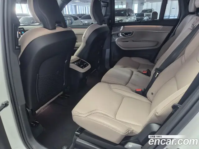 Volvo XC90 2025 2.0 автомат (гидро), миниатюра 11