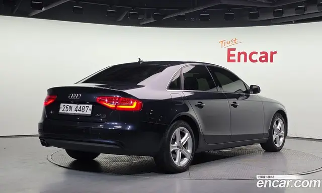 Audi A4 2012 2.0 автомат (гидро), миниатюра 2