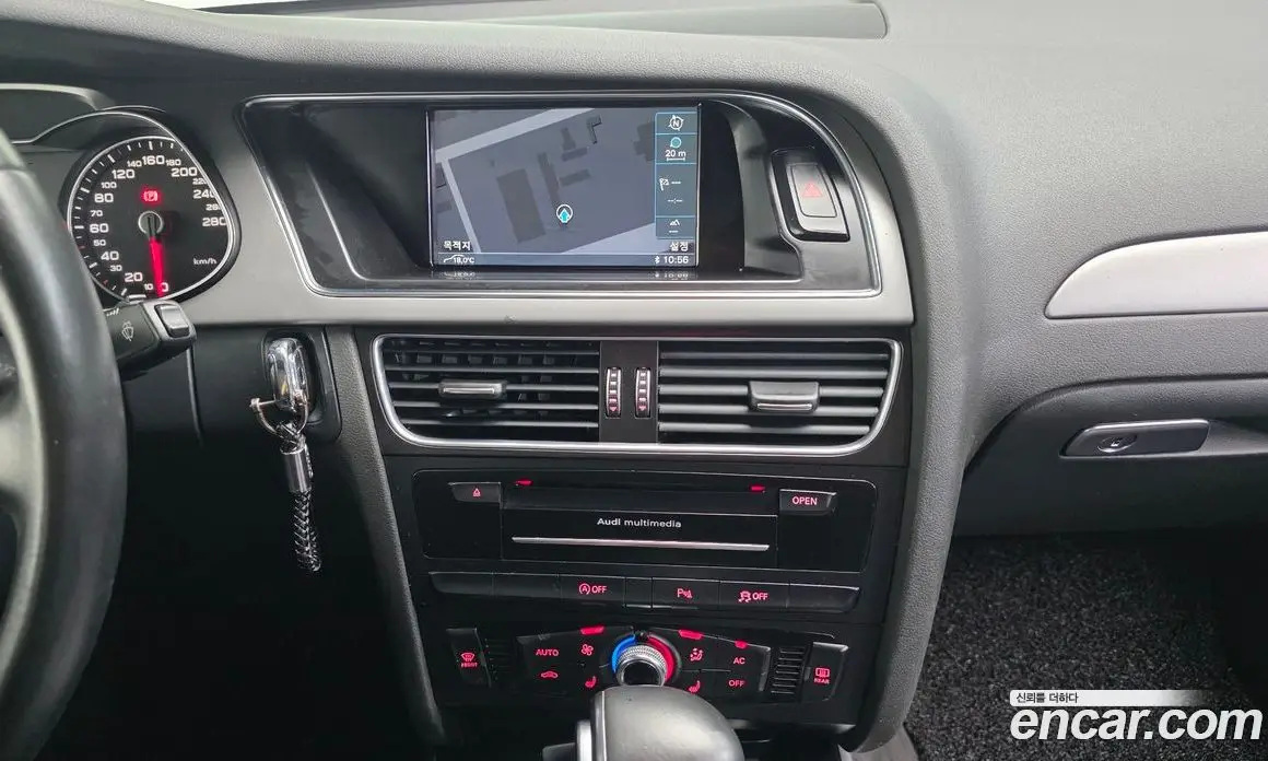 Audi A4 2012 2.0 автомат (гидро), фото 14