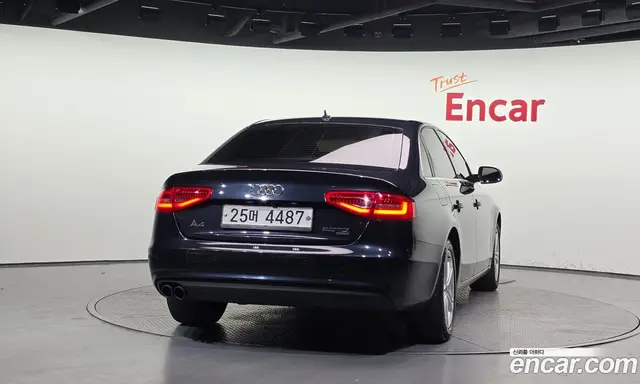 Audi A4 2012 2.0 автомат (гидро), миниатюра 4