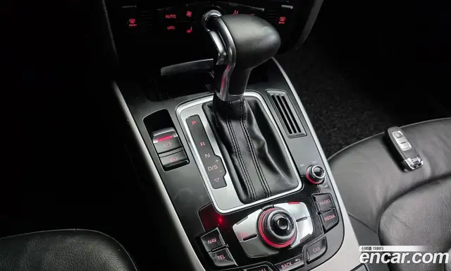 Audi A4 2012 2.0 автомат (гидро), миниатюра 9