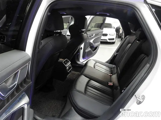 Audi A6 2021 2.0 автомат (гидро), миниатюра 12