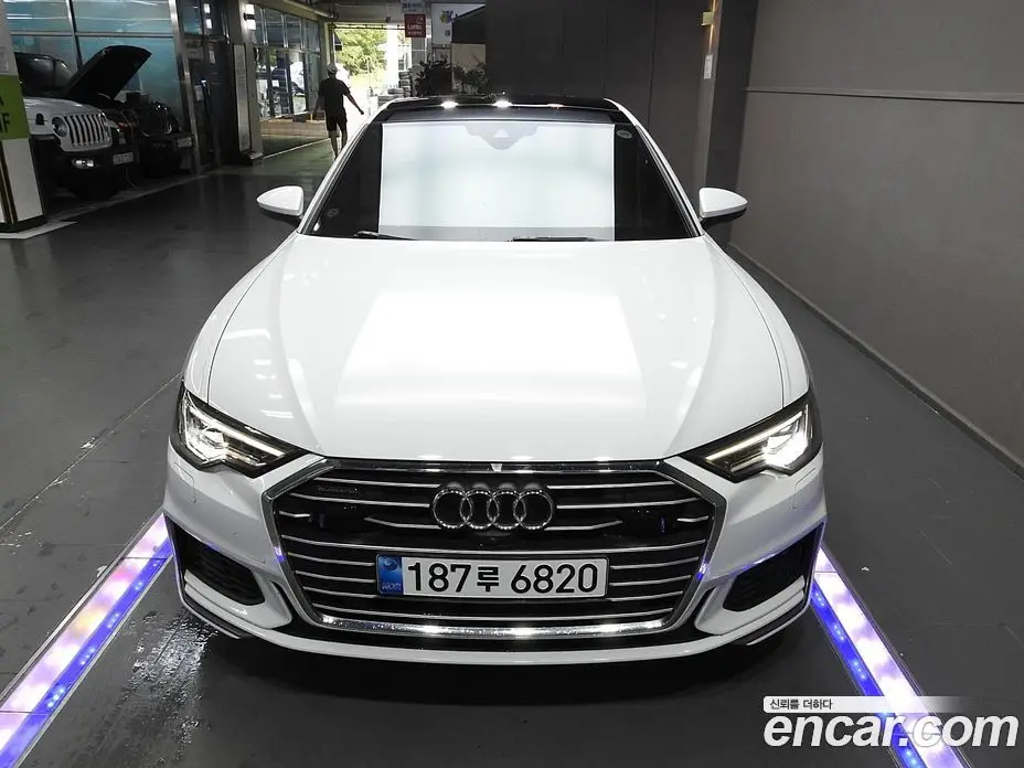 Audi A6 2021 2.0 автомат (гидро), фото 3