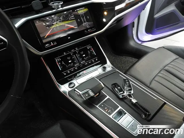 Audi A6 2021 2.0 автомат (гидро), миниатюра 9