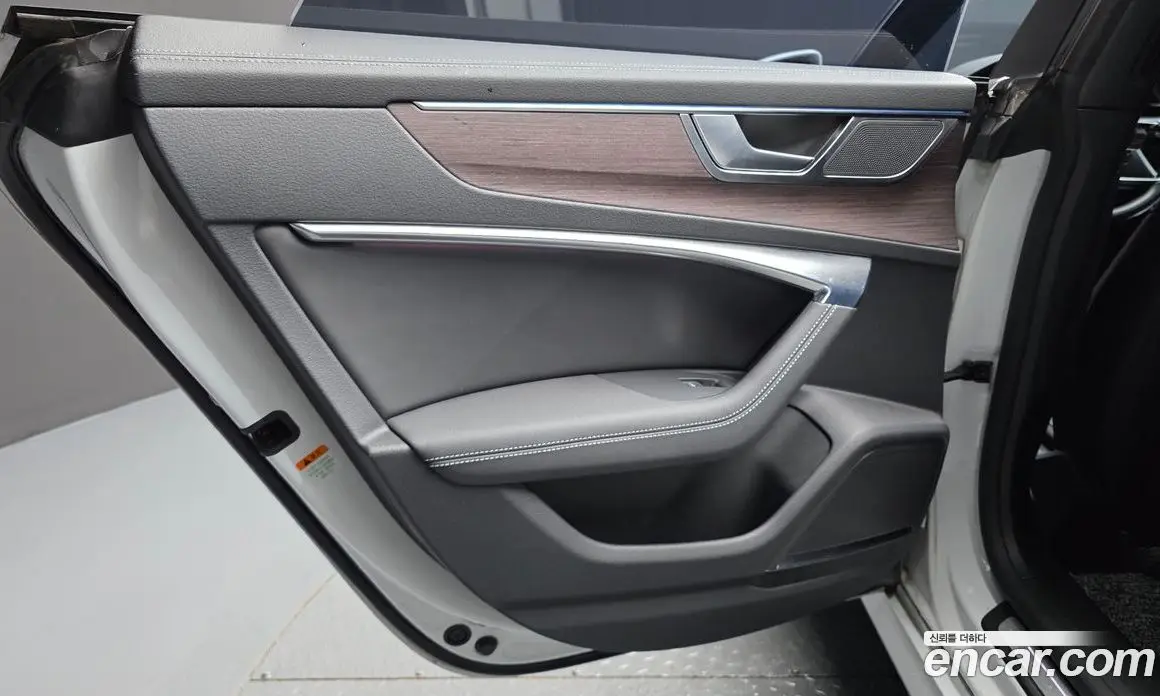 Audi A7 2022 3.0 автомат (гидро), фото 15