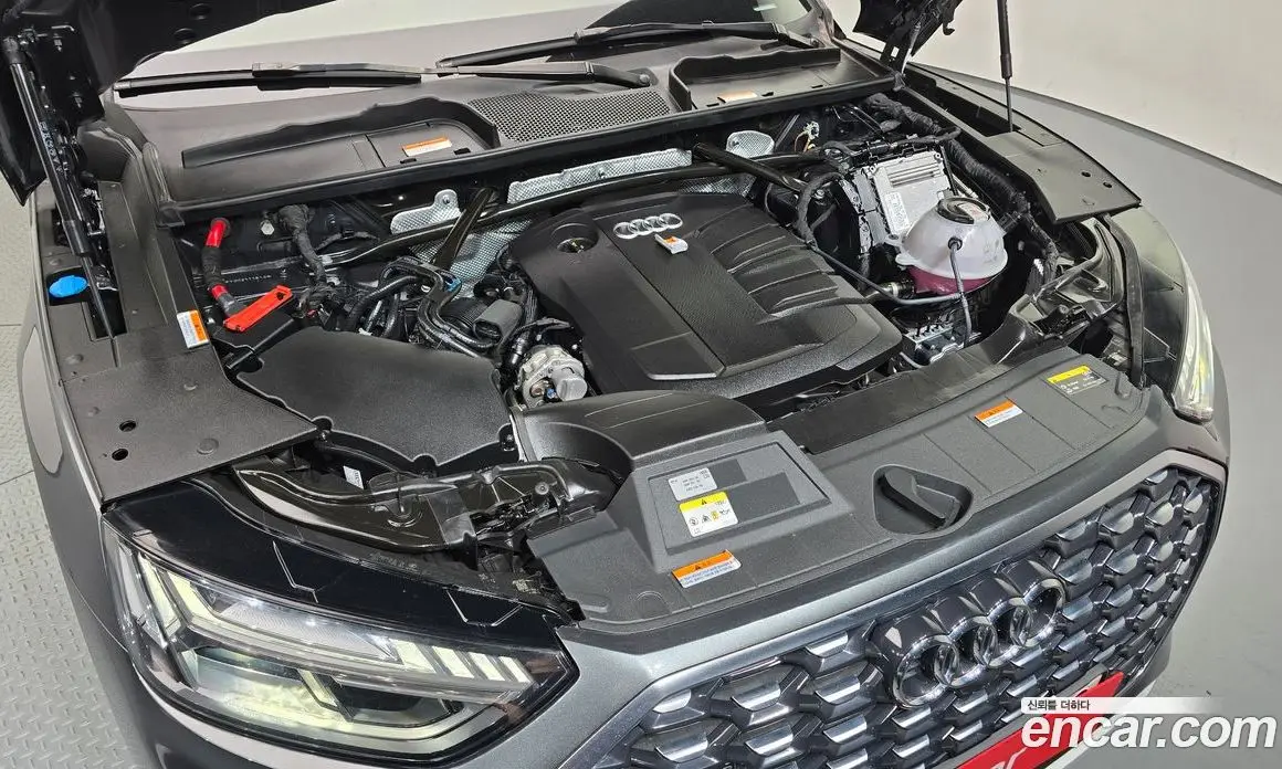 Audi Q5 2022 2.0 автомат (гидро), фото 6