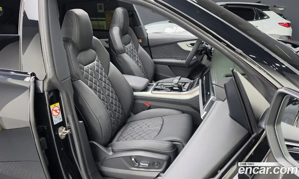 Audi Q8 2026 3.0 автомат (гидро), фото 15