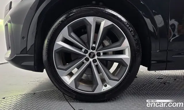 Audi Q8 2026 3.0 автомат (гидро), миниатюра 4