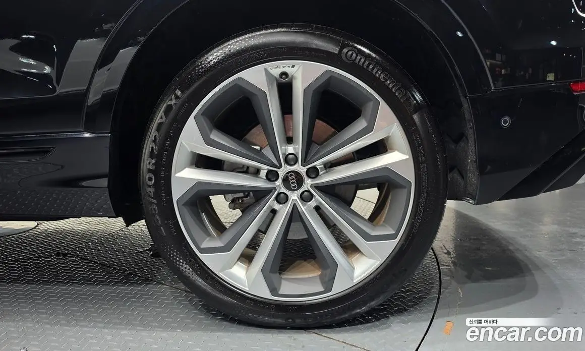 Audi Q8 2026 3.0 автомат (гидро), фото 6