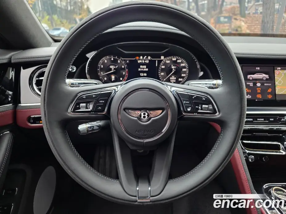 Bentley Flying Spur 2023 4.0 автомат (гидро), фото 11
