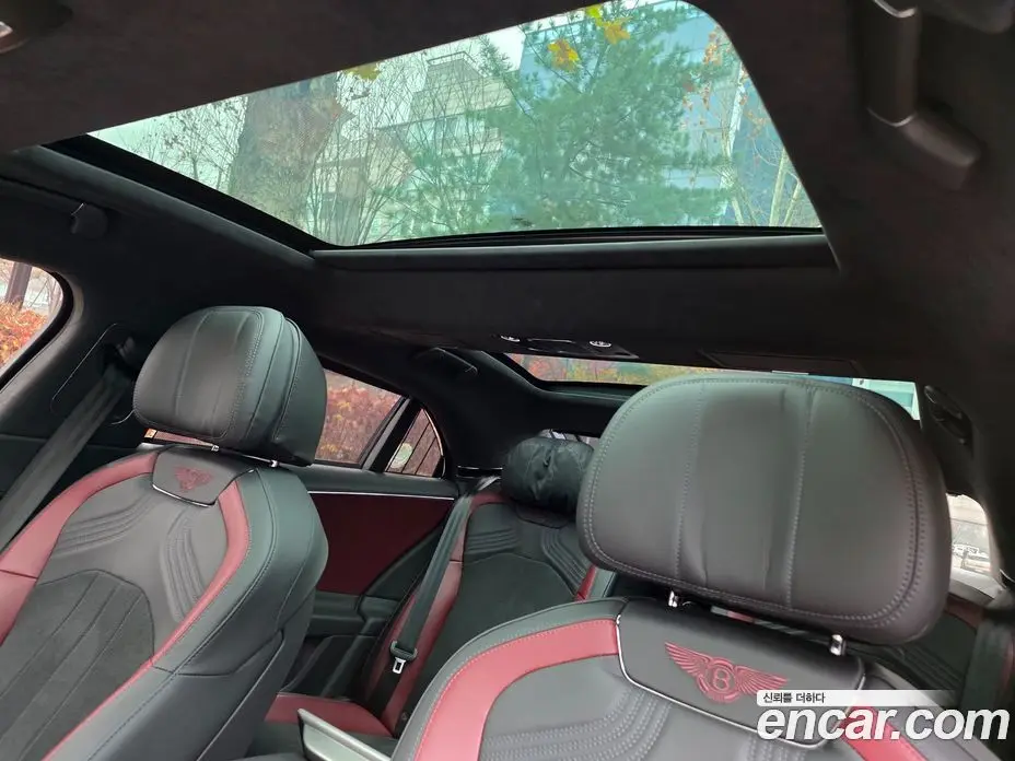 Bentley Flying Spur 2023 4.0 автомат (гидро), фото 15