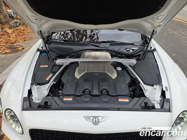 Bentley Flying Spur 2023 4.0 автомат (гидро), миниатюра 6