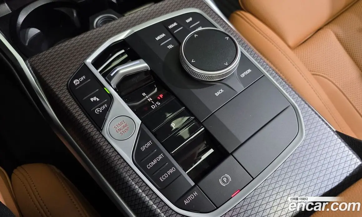 BMW 3 серия 2024 2.0 автомат (гидро), фото 12