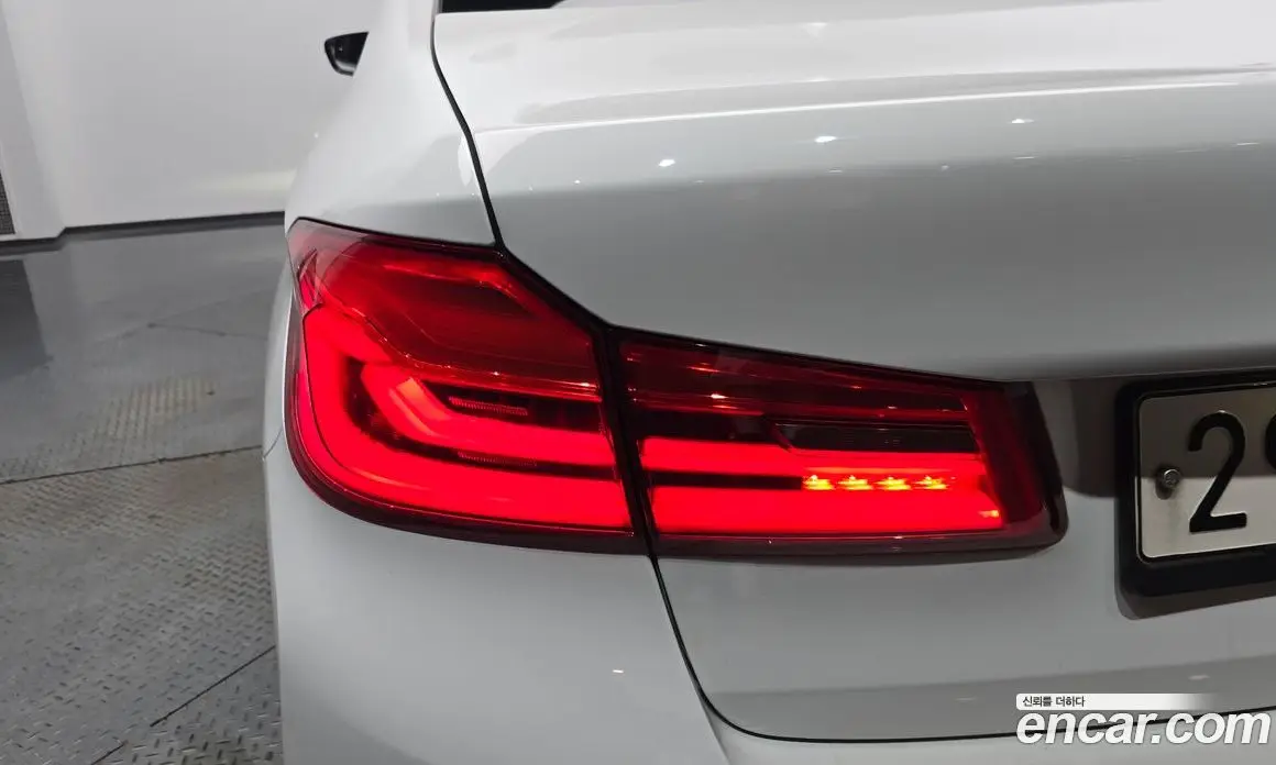 BMW 5 серия 2020 2.0 автомат (гидро), фото 8