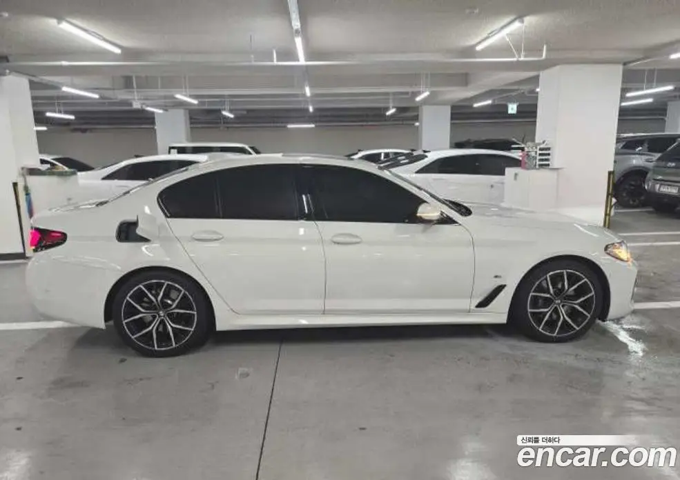 BMW 5 серия 2023 2.0 автомат (гидро), фото 12
