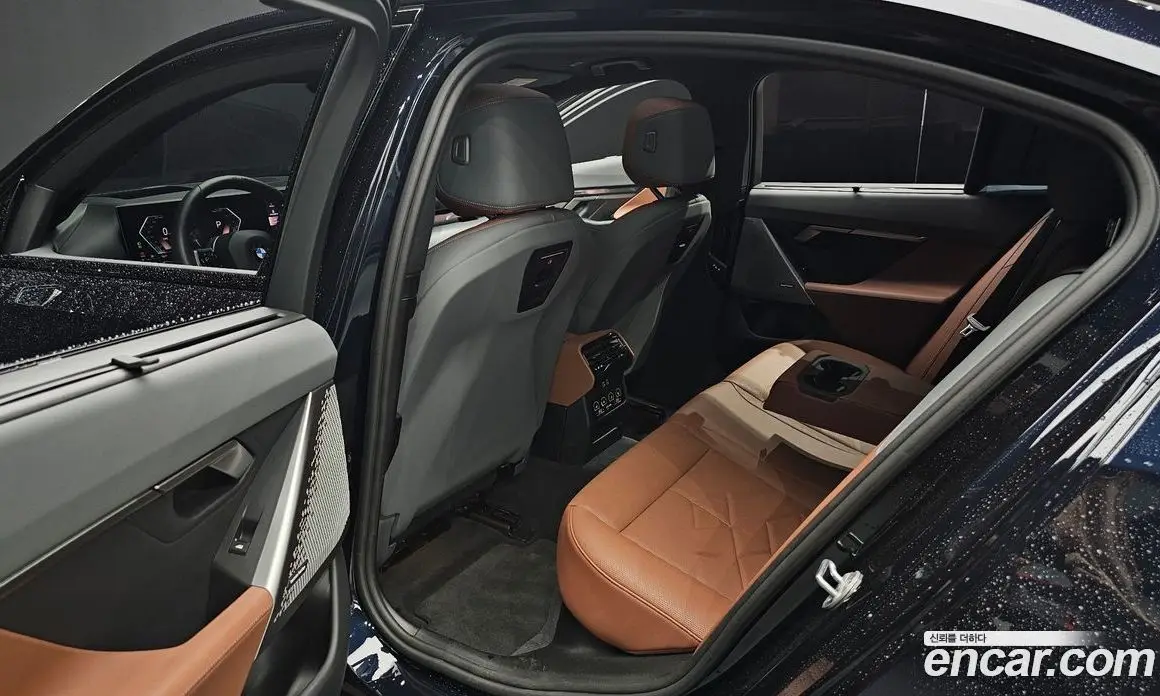 BMW 5 серия 2024 2.0 автомат (гидро), фото 18