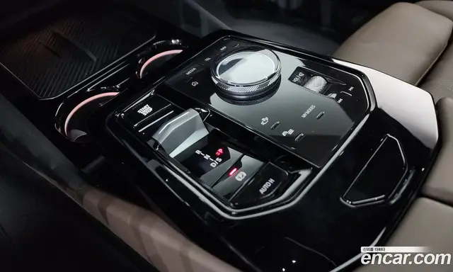 BMW 5 серия 2025 2.0 автомат (гидро), миниатюра 12