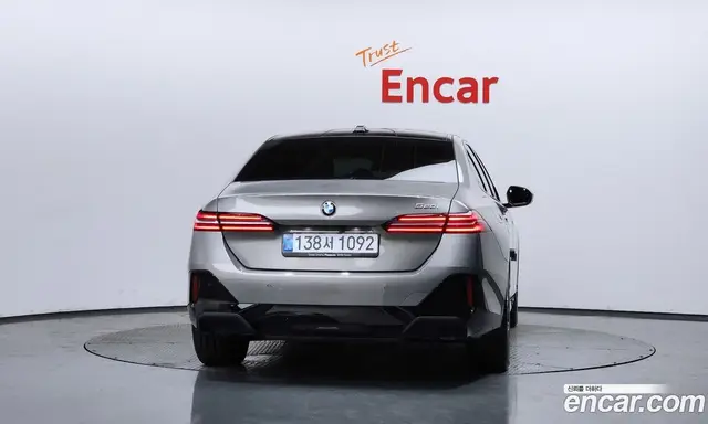 BMW 5 серия 2025 2.0 автомат (гидро), миниатюра 4