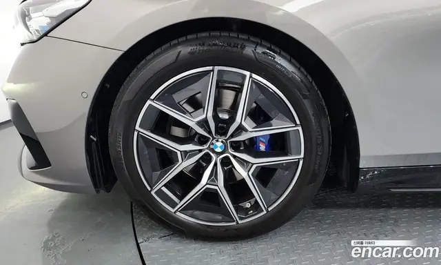 BMW 5 серия 2025 2.0 автомат (гидро), миниатюра 5