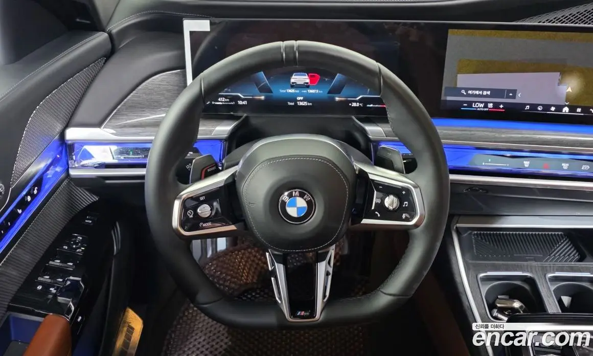 BMW 7 серия 2024 3.0 автомат (гидро), фото 19