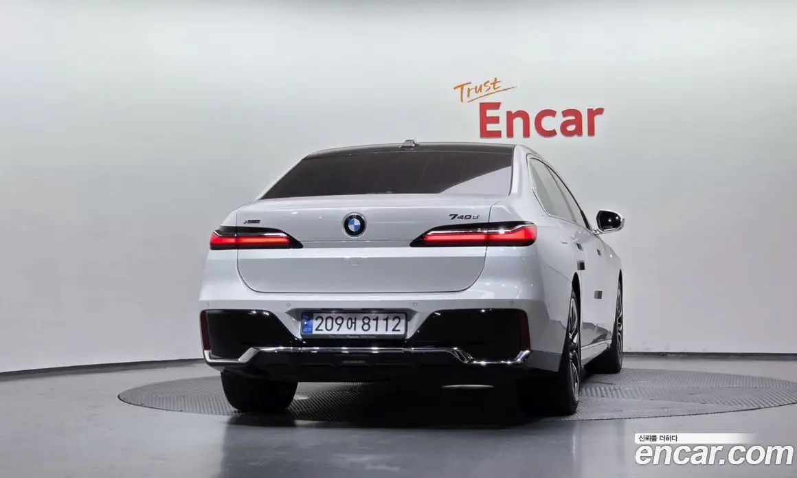 BMW 7 серия 2024 3.0 автомат (гидро), фото 4