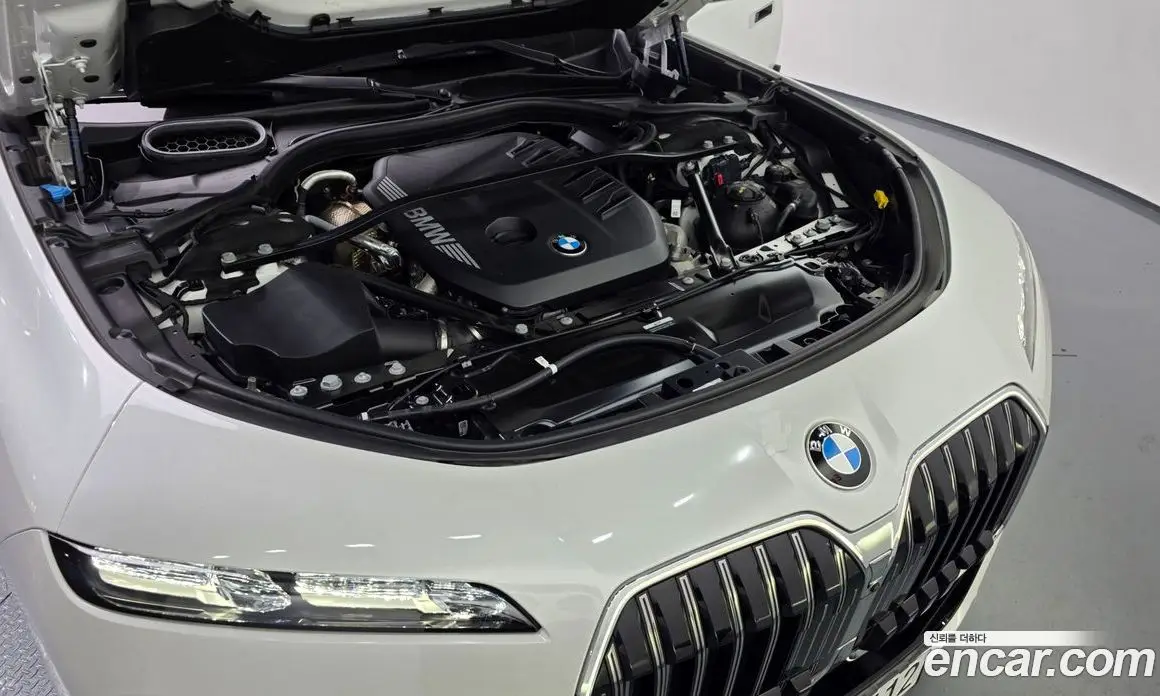 BMW 7 серия 2024 3.0 автомат (гидро), фото 6