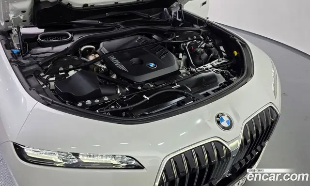 BMW 7 серия 2024 3.0 автомат (гидро), миниатюра 6