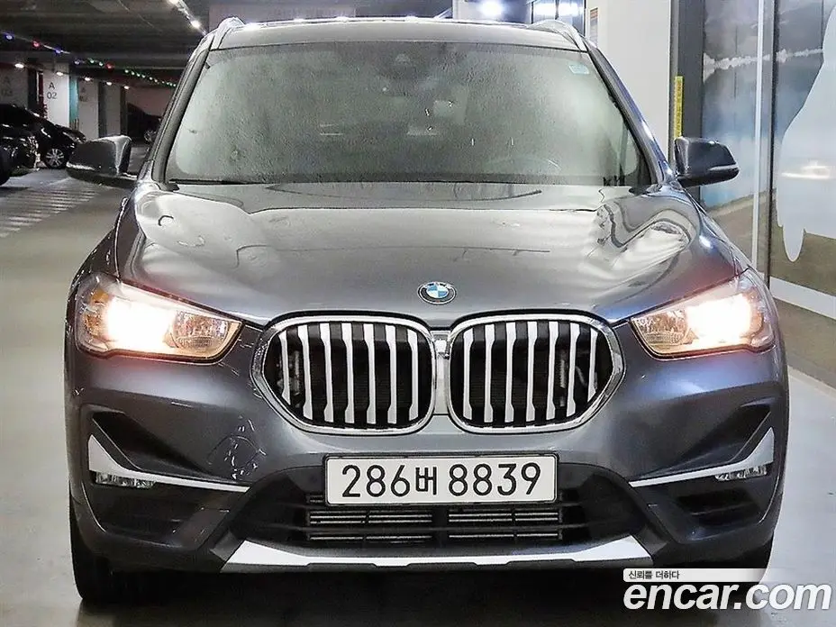 BMW X1 2022 2.0 автомат (гидро), фото 3